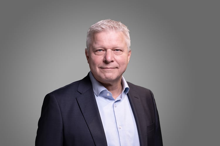 profile-med_Ronald-Valkenburg