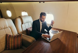 card_man-private-jet